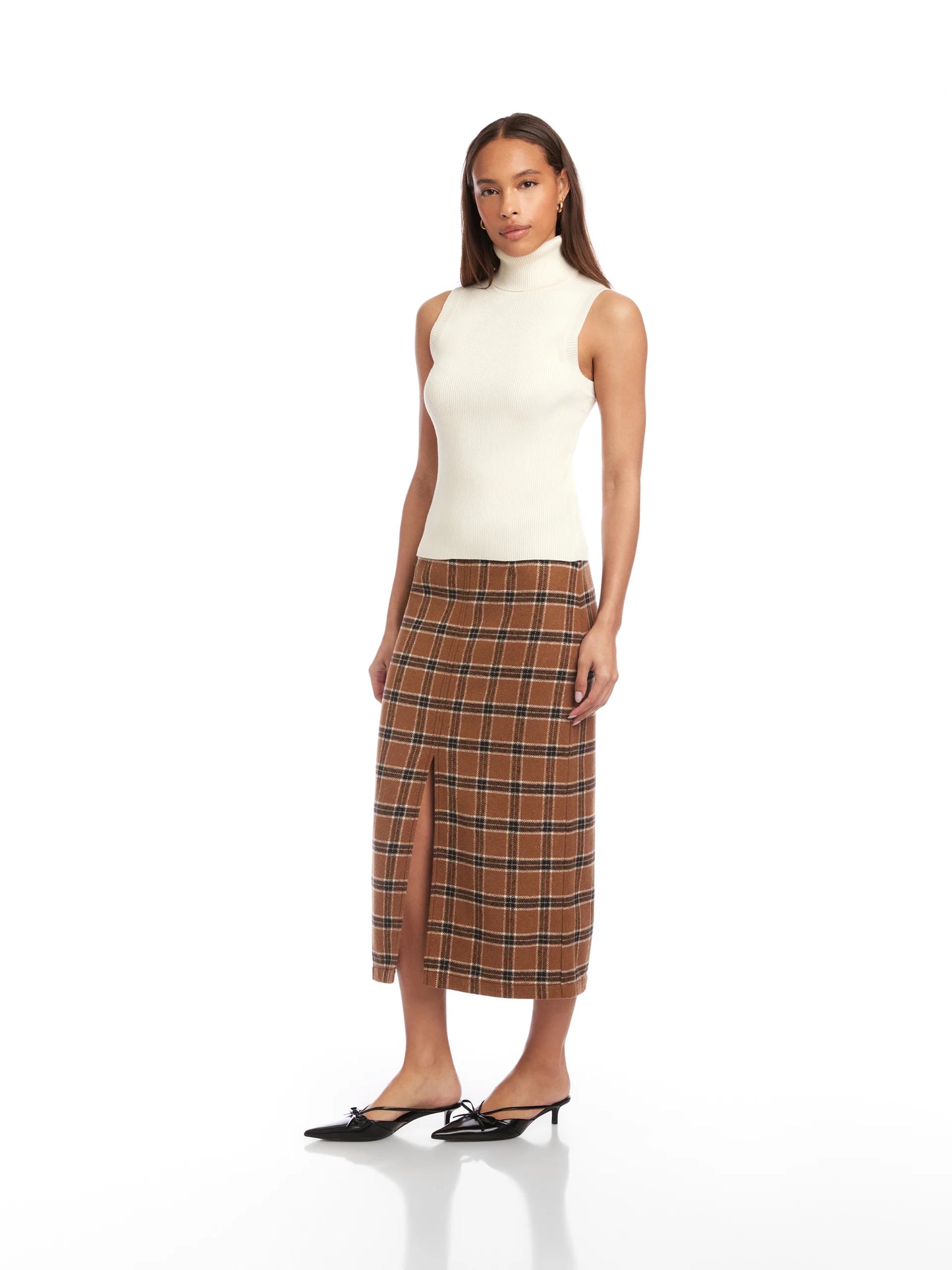 KELLI SLEEVELESS TURTLENECK SWEATER - OFF WHITE