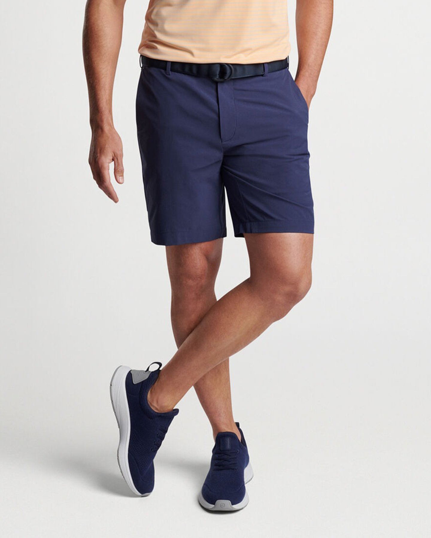 SURGE PERFORMANCE SHORT - NAVY