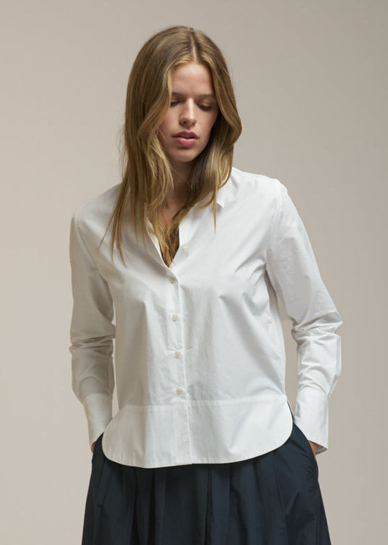 SILVY WHTE COTTON BLEND BUTTON DOWN BLOUSE