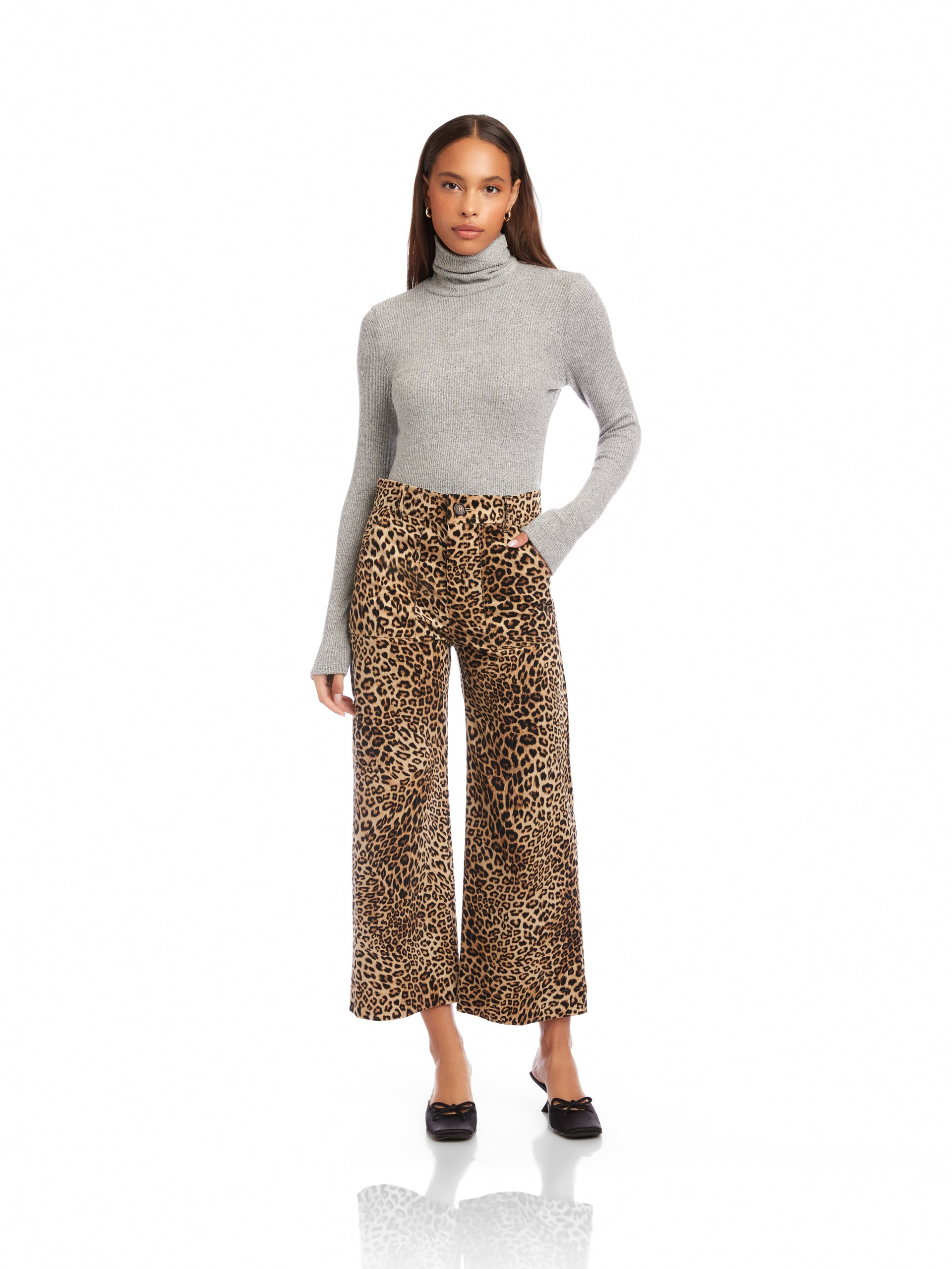 RYLEE CROPPED PANTS - LEOPARD PRINT