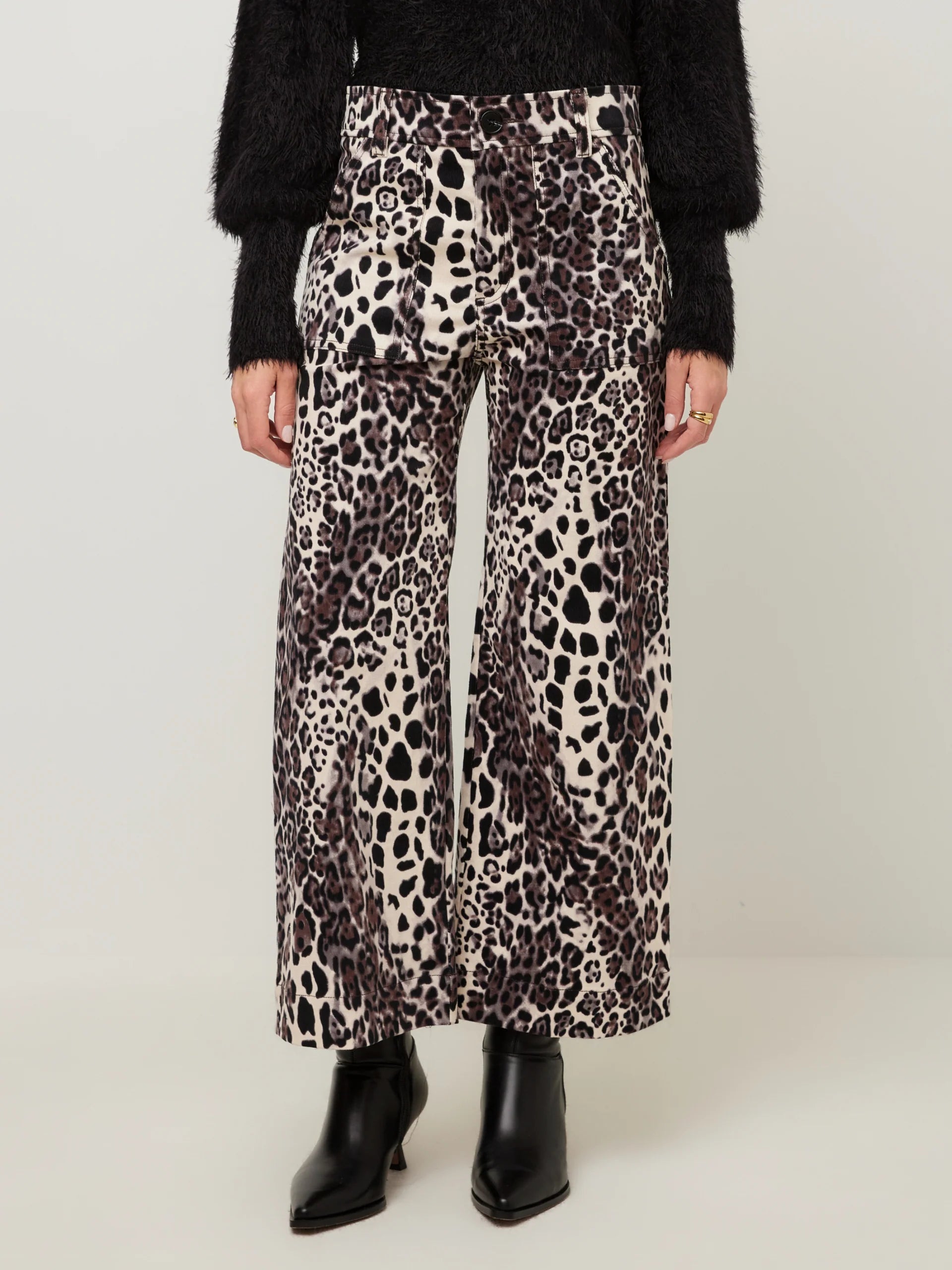 RYLEE CROPPED PANT - ANIMAL PRINT