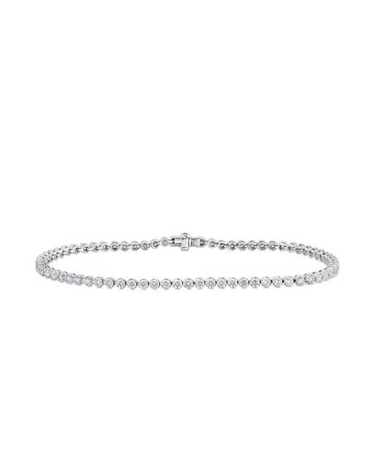 18K WG CLASSIC DIAMOND TENNIS BRACELET