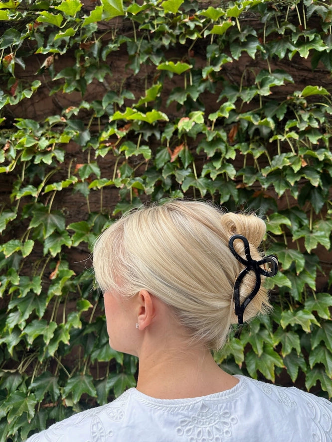 BALLET BOW CLAW CLIP-BLACK