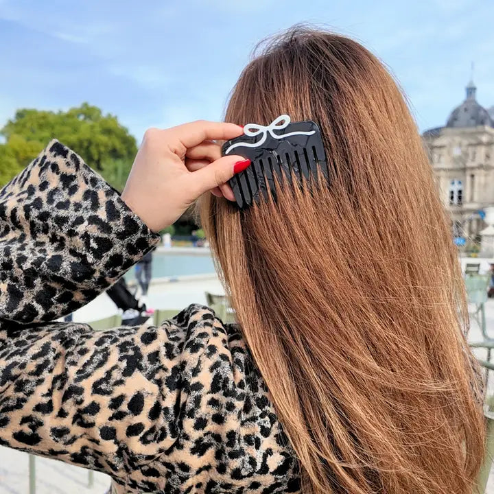 HAND-PAINTED FRENCH BOW POCKET COMB