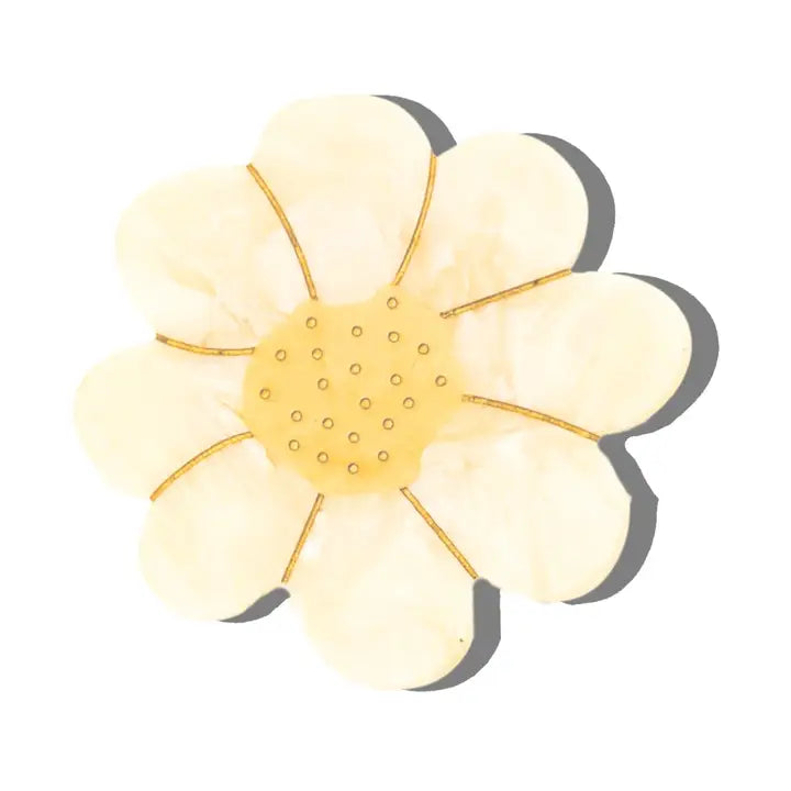 HAND PAINTED VINTAGE DAISY BROOCH