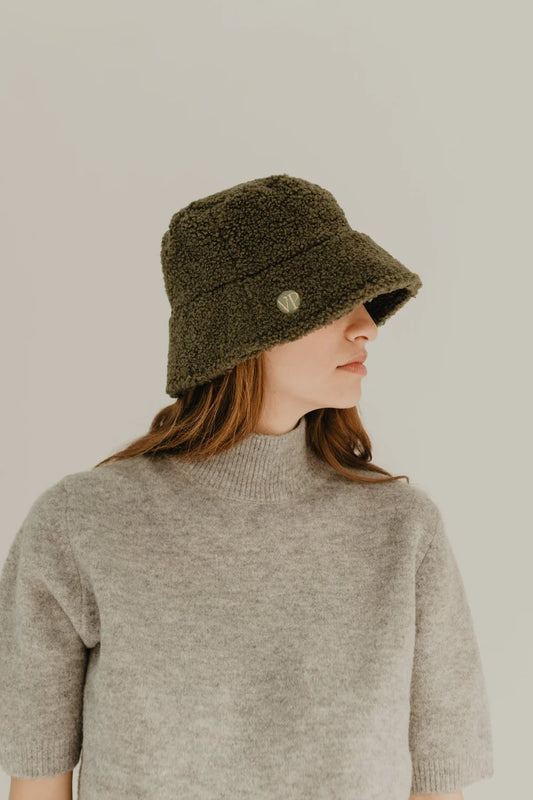 ALOE FAUX SHEARLING BUCKET HAT - KAKI