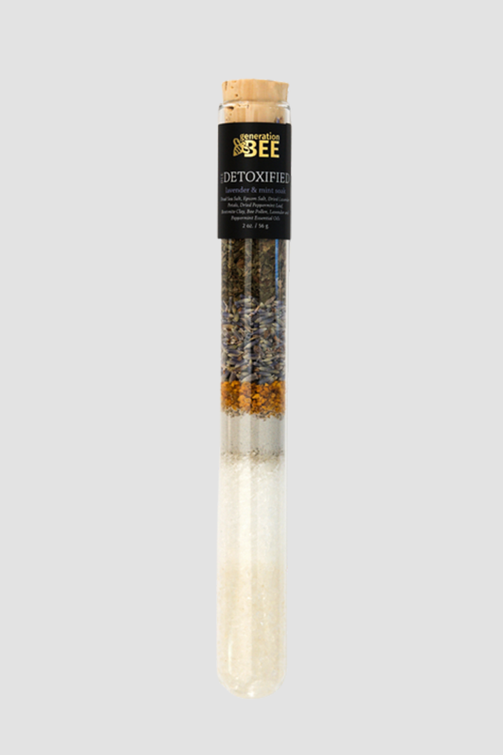 BEE DETOXIFIED SOAKING SALT VIAL