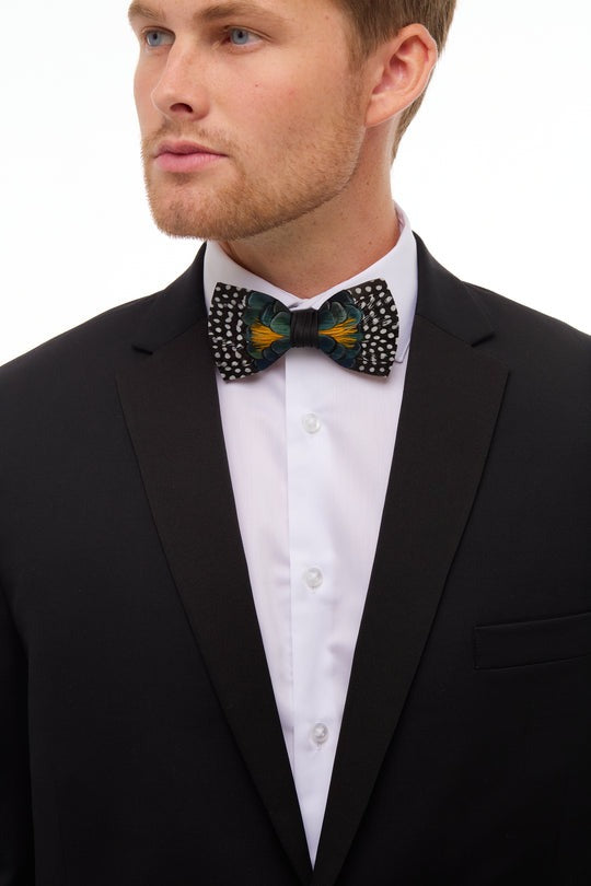 OWEN'S TOWN FEATHER BOW TIE