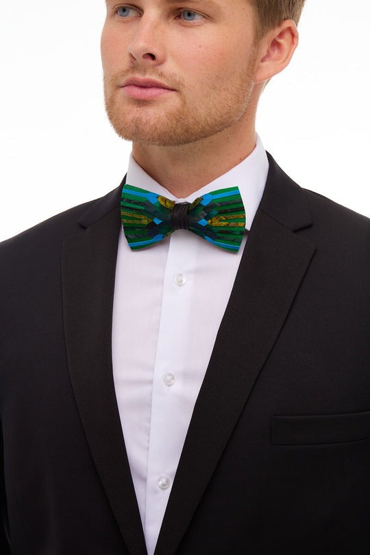 ABACO FEATHER BOW TIE