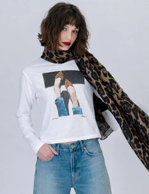 5TH AVE SUNDAY LONG SLEEVE TEE- WORN WHITE