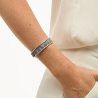 BRIANNA FEATHER SILVER THIN BRACELET