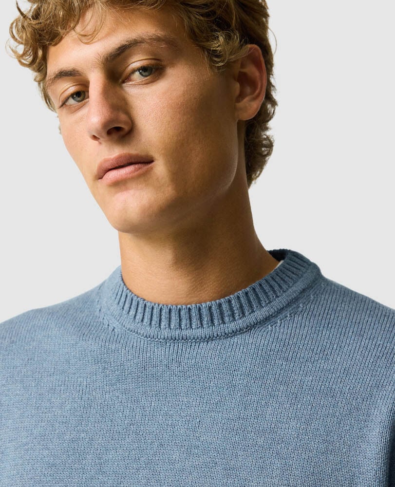 GUNN KNIT COTTON CREW NECK SWEATER - CHAMBRAY