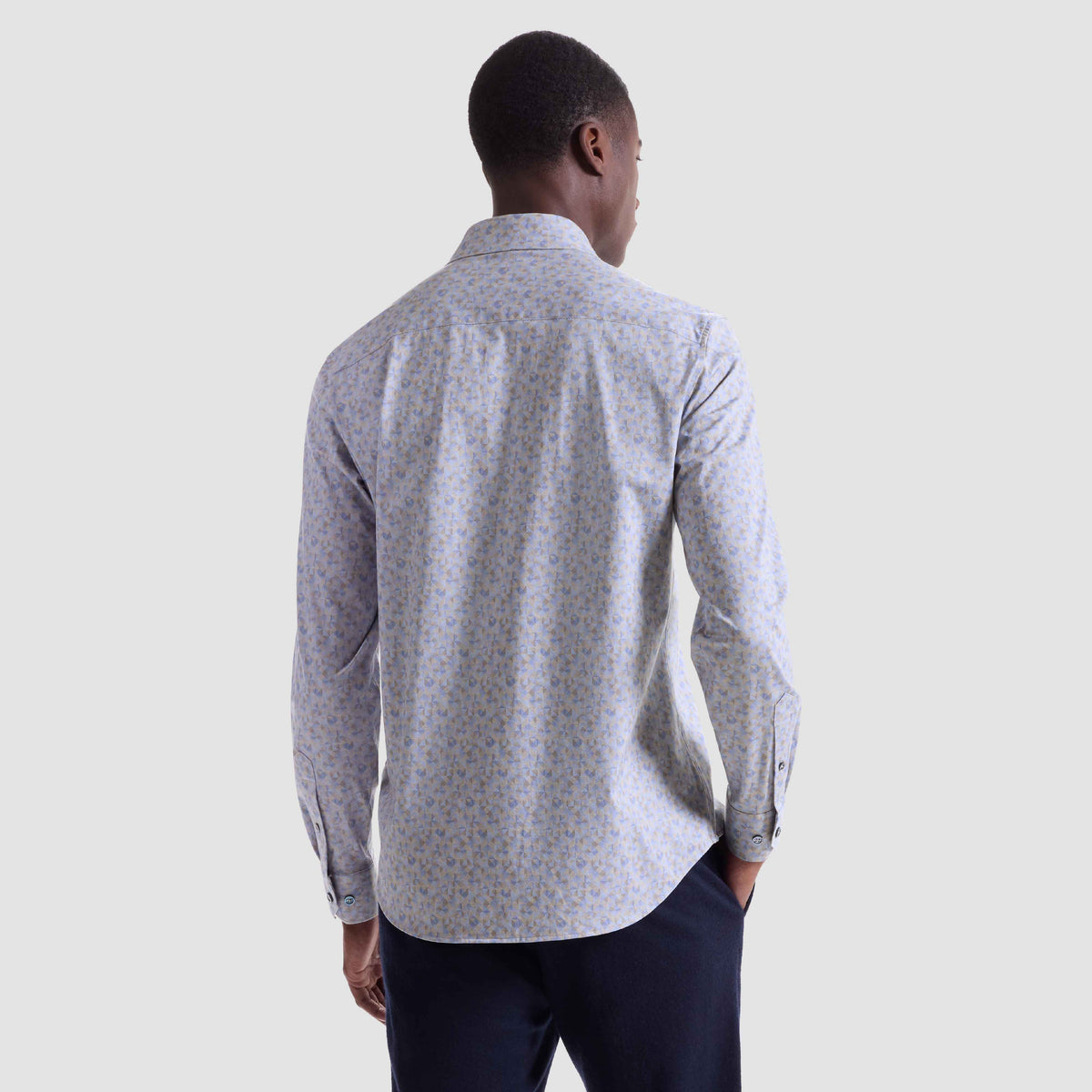GEOMETRIC PRINT 8 WAY STRETCH SHIRT - SAND