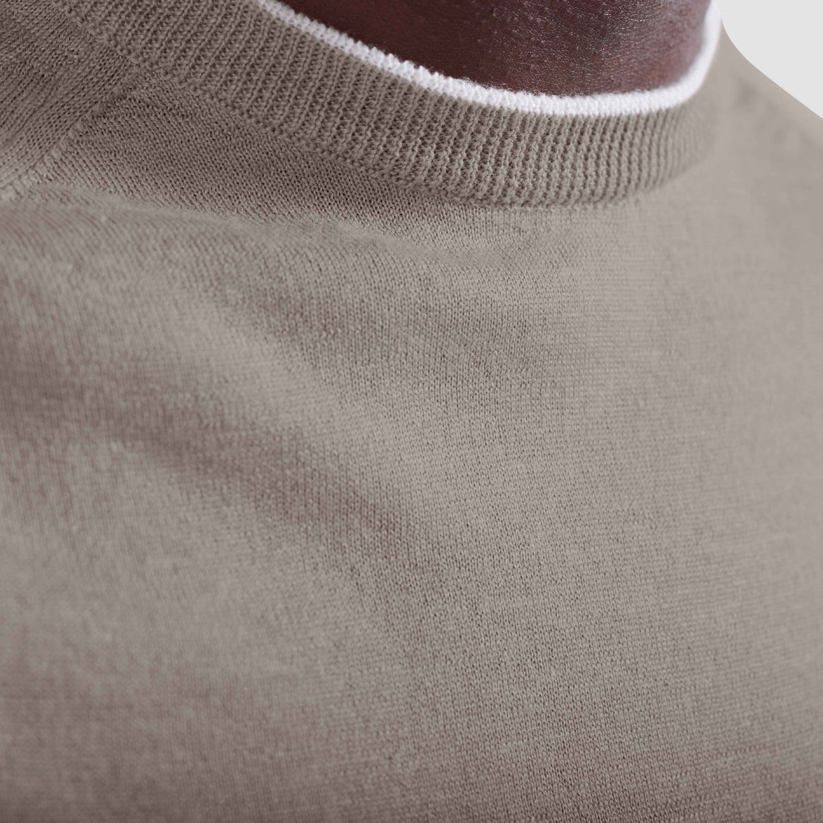 WOOL SILK CREW NECK SWEATER WITH TIPPING - WALNUT