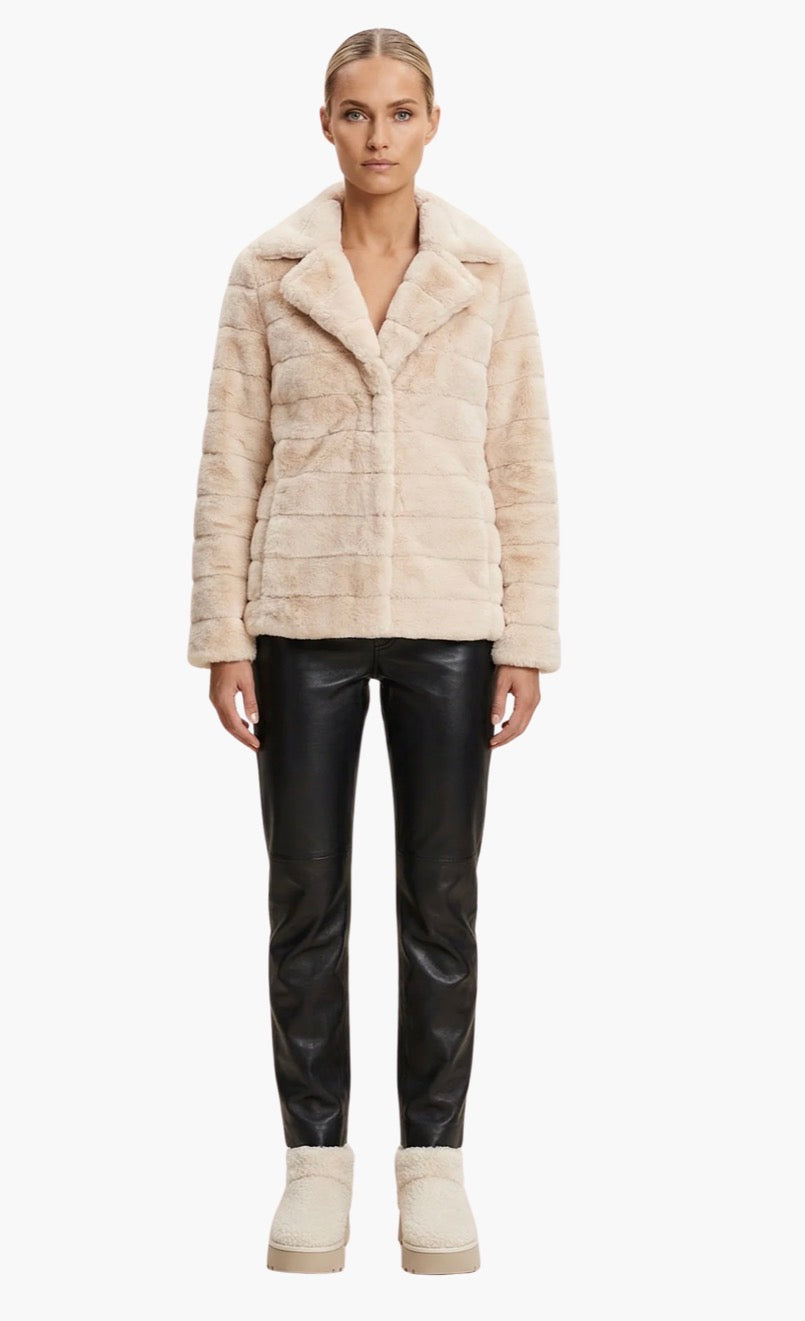BAILEY FAUX FUR SHORT COAT - ALMOND