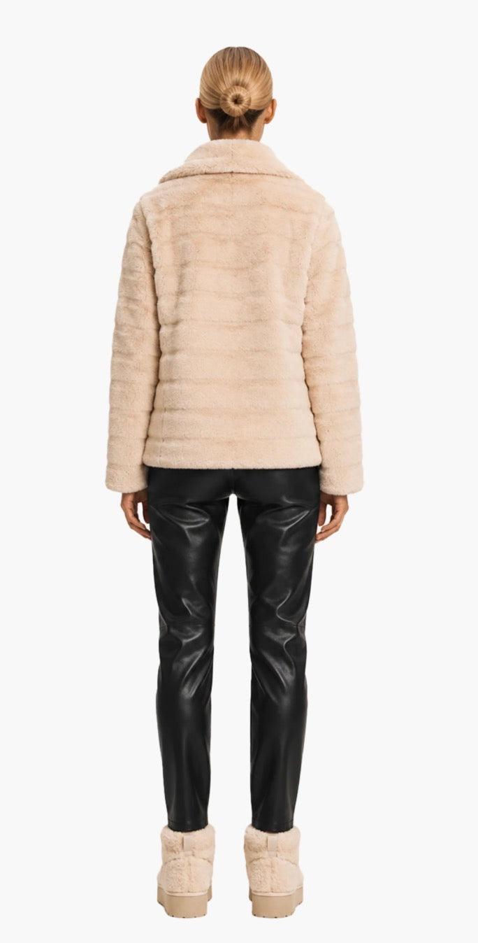 BAILEY FAUX FUR SHORT COAT - ALMOND