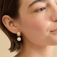 VOWS FEATHER PEARL RECTANGLE DROP EARRINGS - PINK