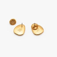 SARAH ORGANIC FEATHER STUD EARRINGS
