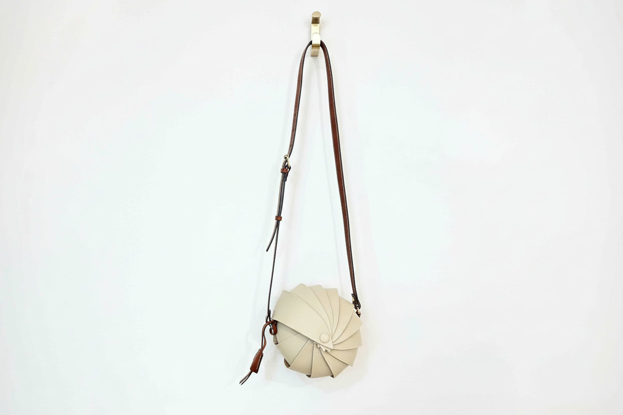 NORMA LEATHER PURSE - OSSO / GOLD