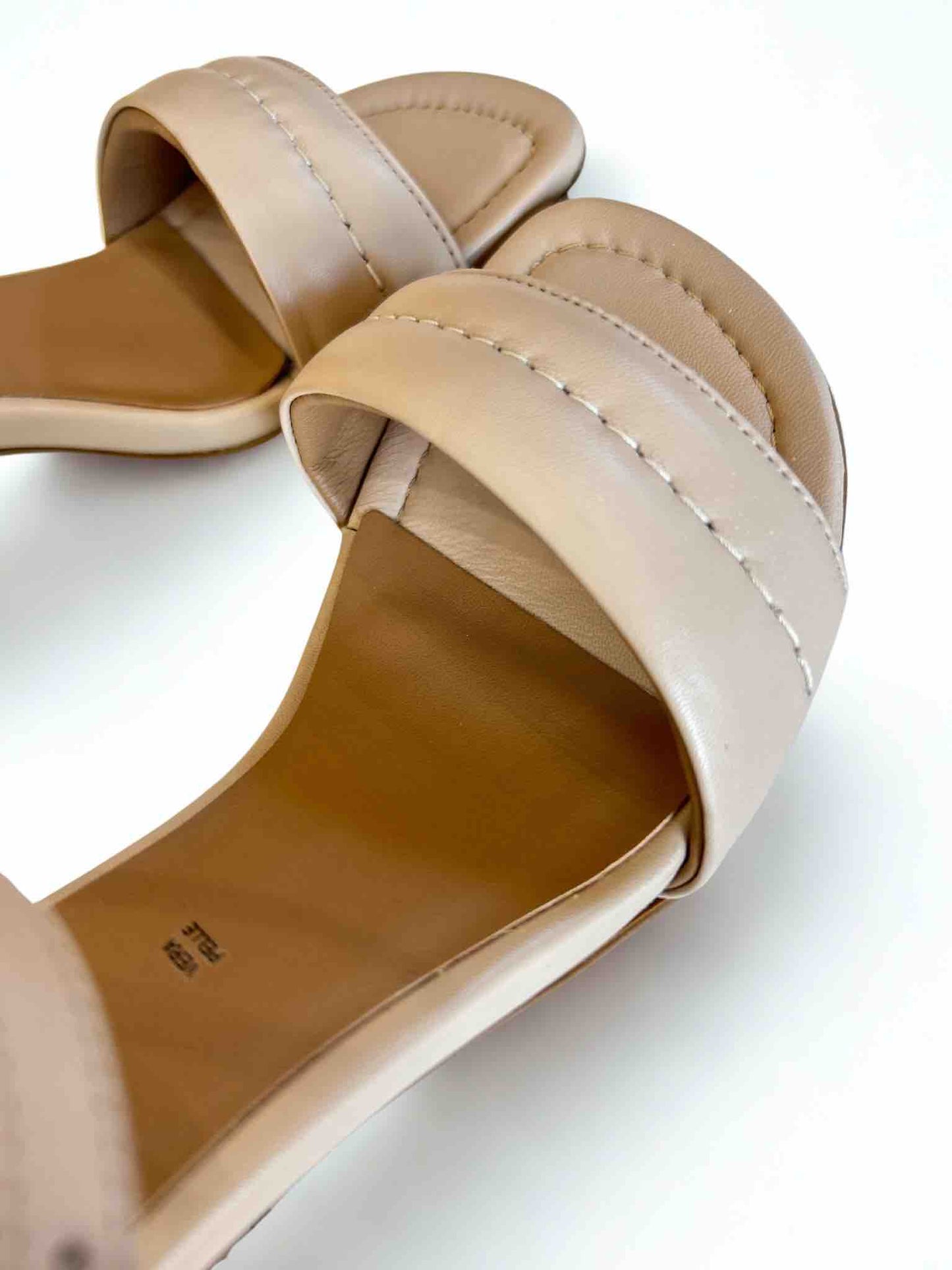 RENEW SOFT LEATHER SANDAL - NATURAL