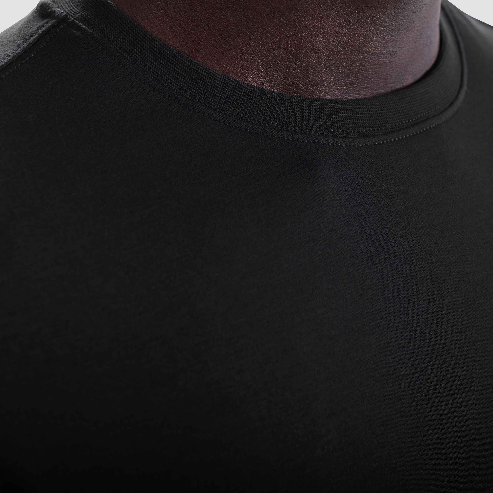 THE ESSENTIAL PIMA COTTON CREW - BLACK