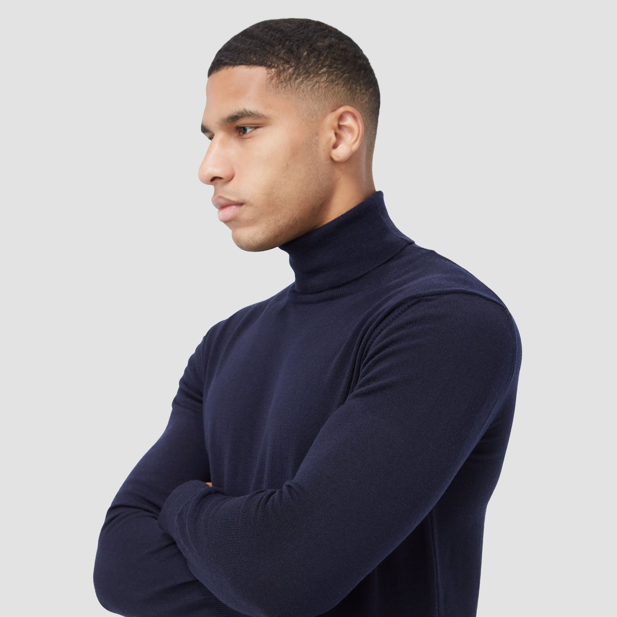 SUPER MERINO WOOL TURTLENECK SWEATER - MIDNIGHT