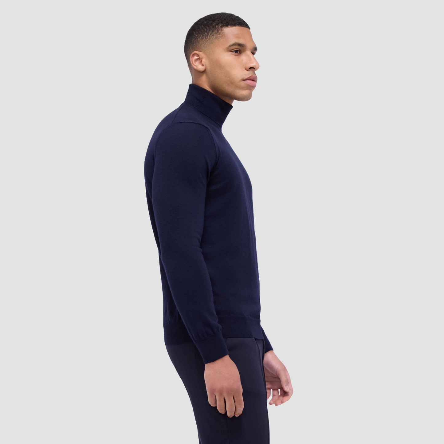 SUPER MERINO WOOL TURTLENECK - BLACK