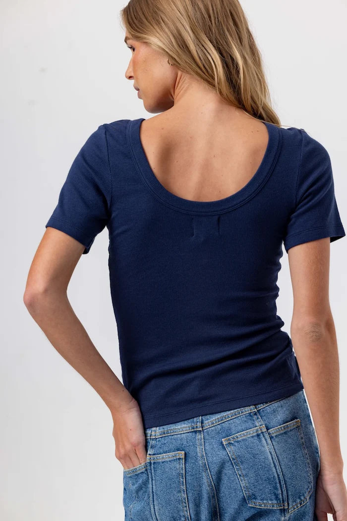 JADE RIBBED TEE - NAVY