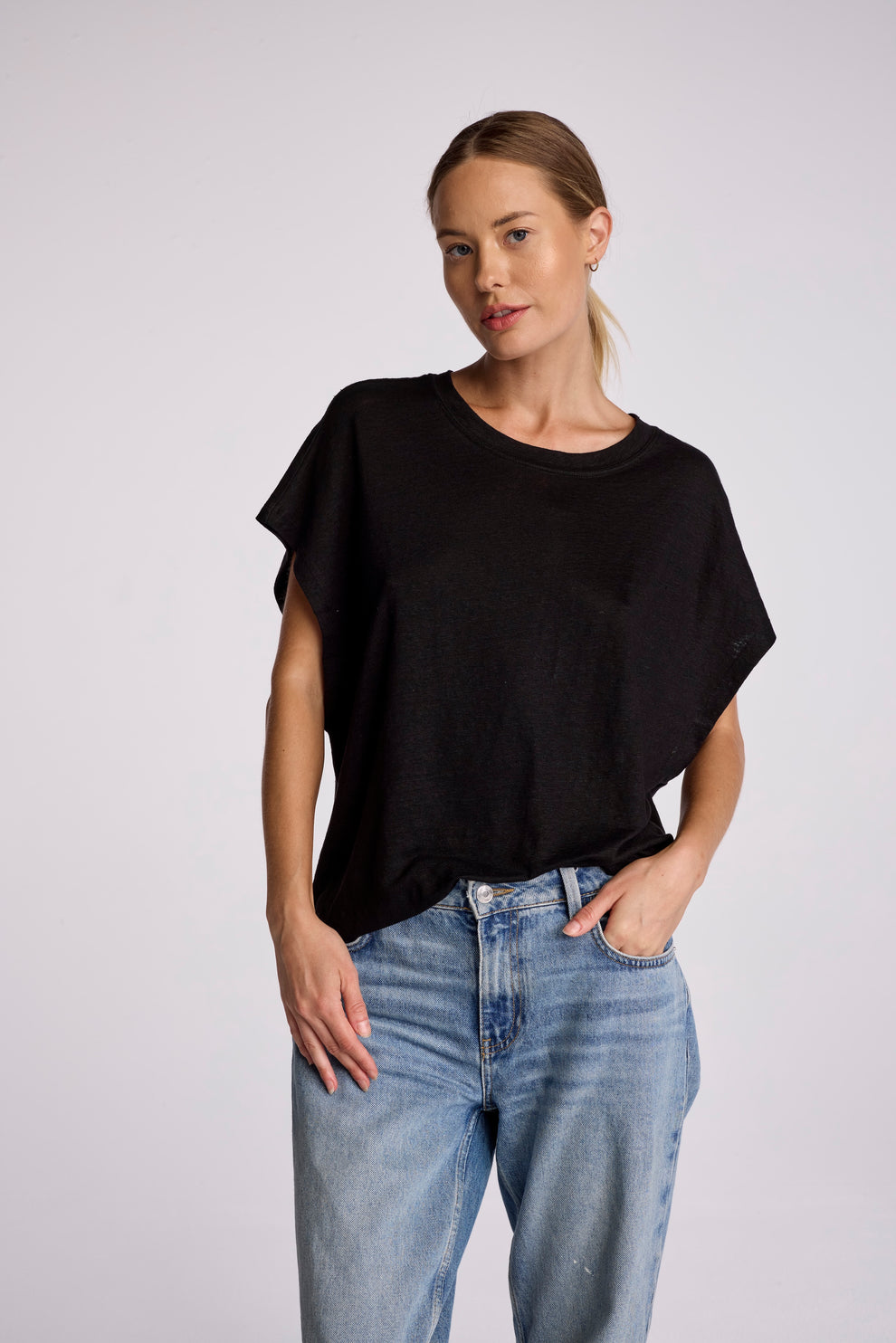 LINEN ROXY TEE - BLACK