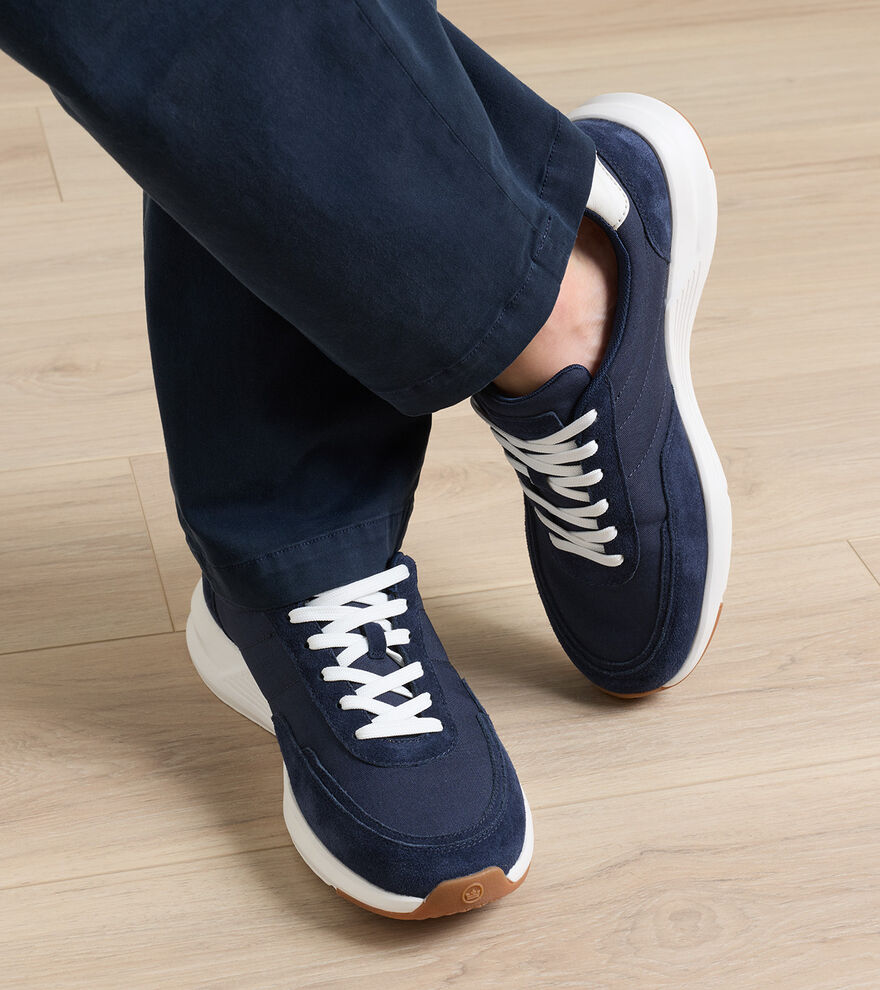 JOURNEYMAN SNEAKER - NAVY
