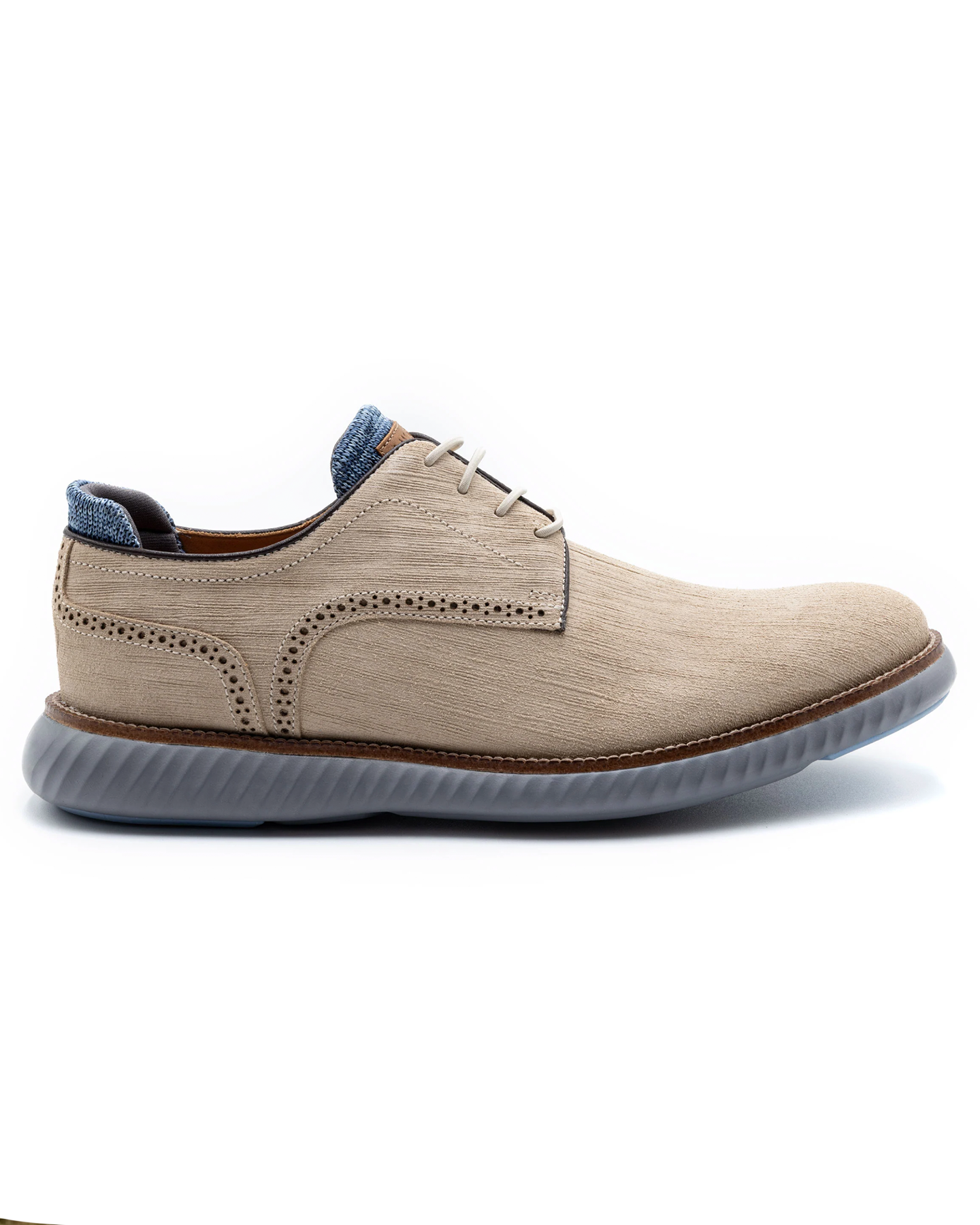 COUNTRYAIRE PLAINTOE SUEDE SHOE - BONE