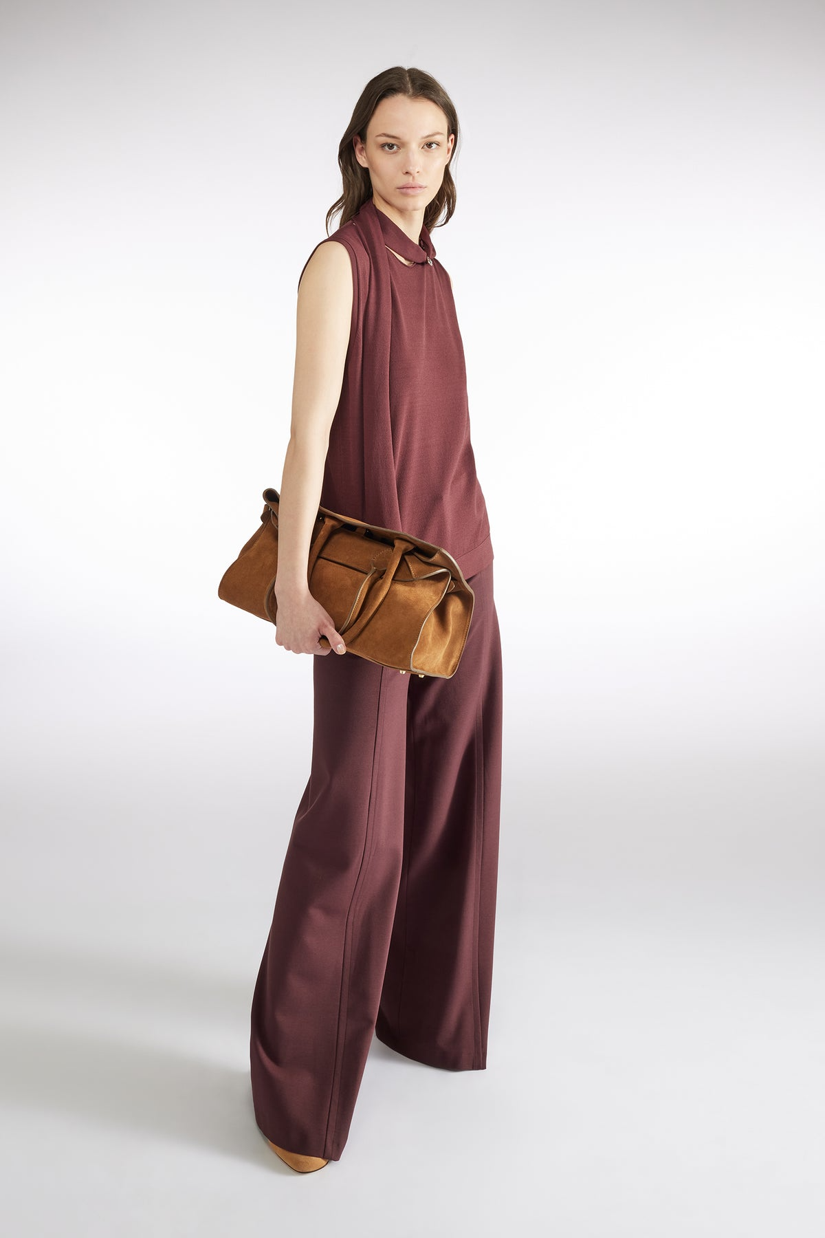 SOLID WIDE LEG KNIT TROUSER - BLACK CURRANT