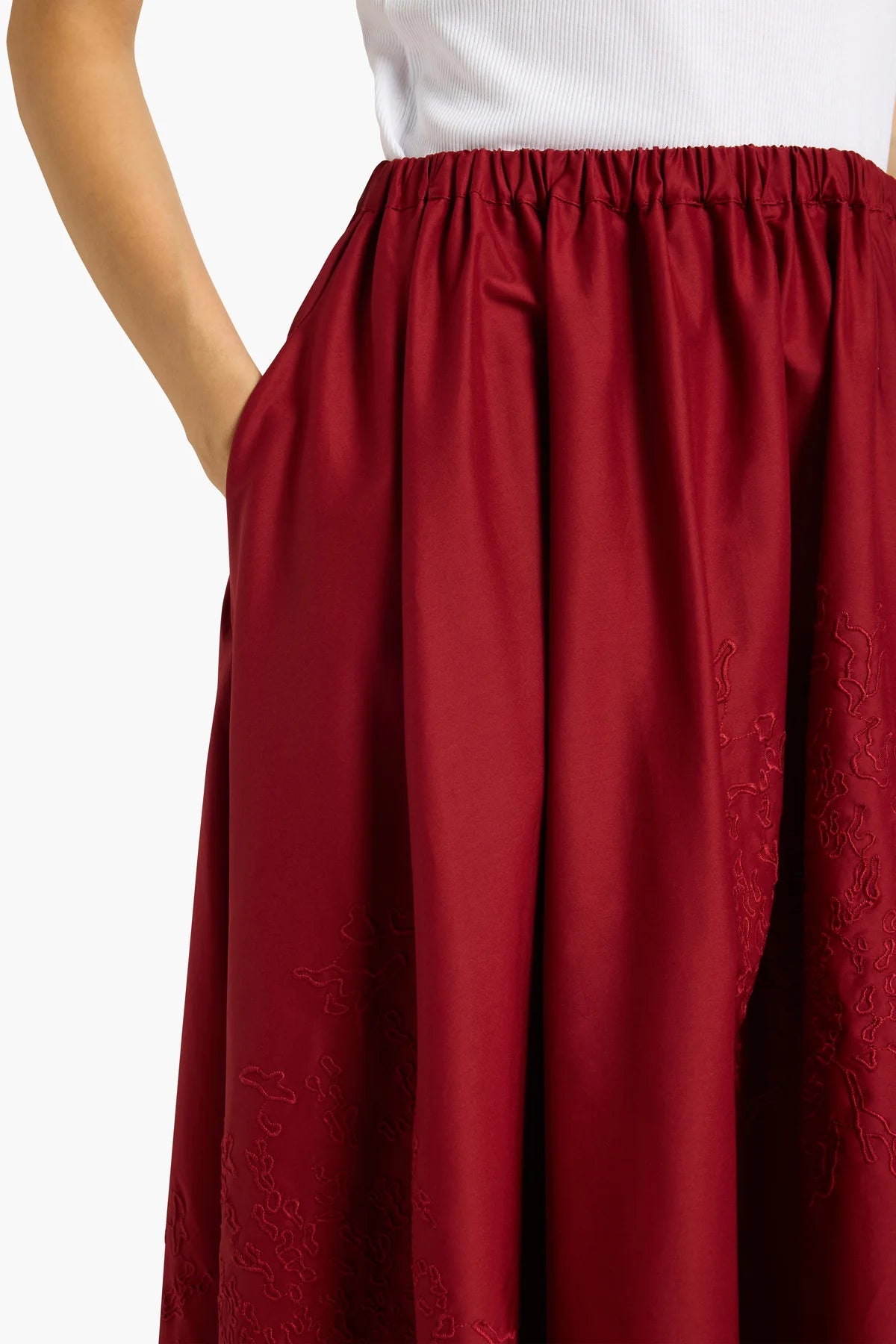 ALDA EMBRPOIDERED SKIRT - RED EARTH