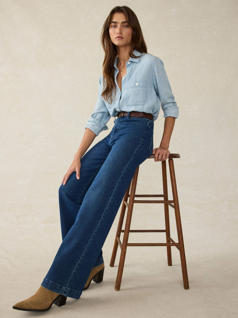 TRIED & TRUE CHAMBRAY CLASSIC SHIRT - MID WASH