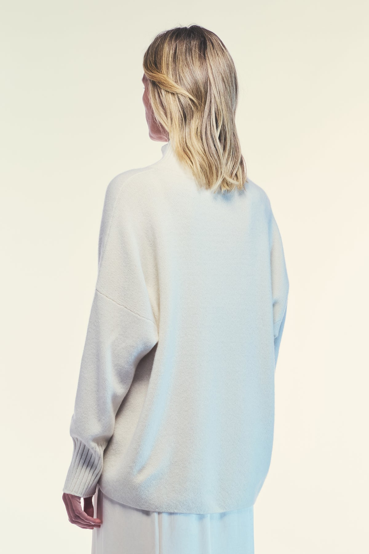 CARLOTTA CASHMERE BLEND SWEATER - PUMICE