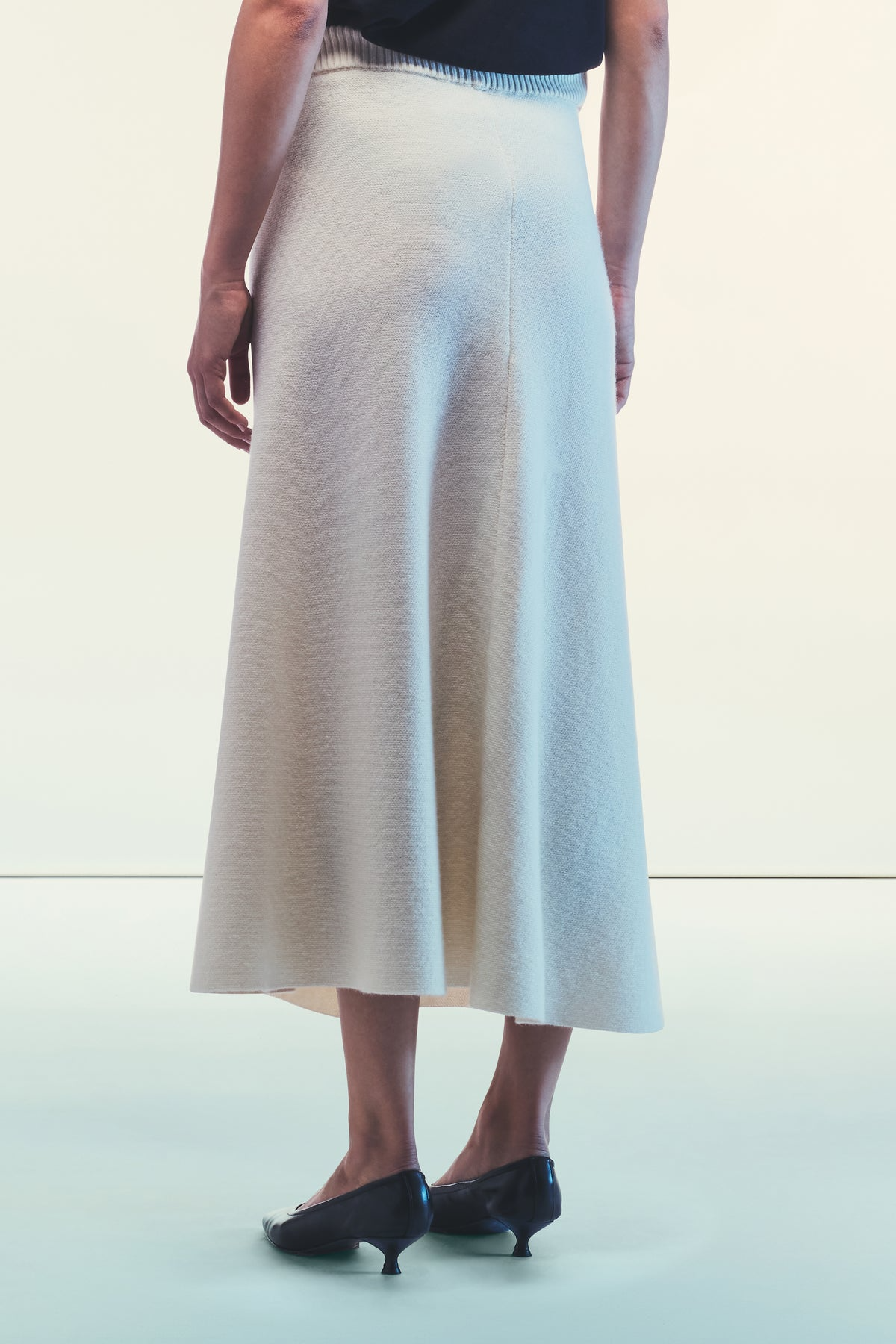 LEANDRA CASHMERE BLEND SKIRT - PUMICE