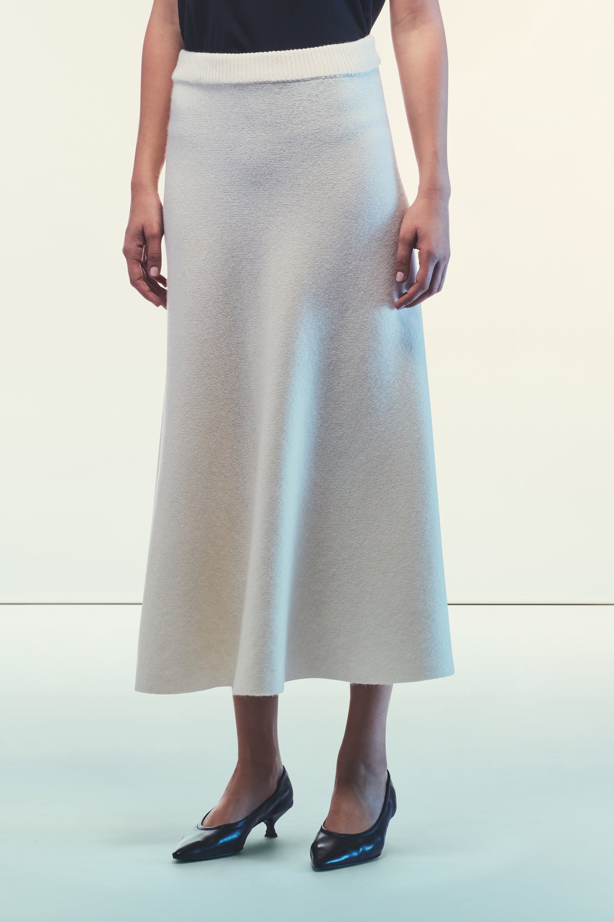 LEANDRA CASHMERE BLEND SKIRT - PUMICE