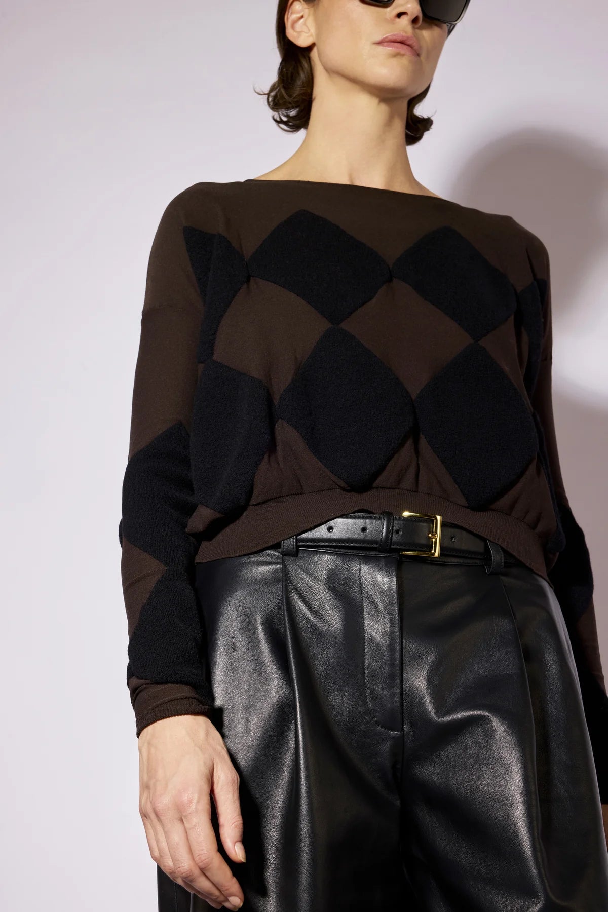 FLEECE WOOL DIAMOND PATTERN SWEATER - BLACK/DARK CHOCOLATE
