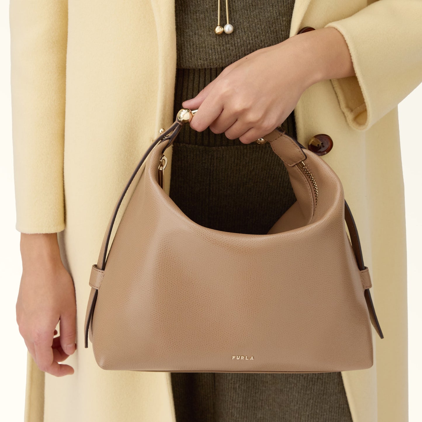 FURLA TONIE MEDIUM SHOULDER BAG - TOFFEE