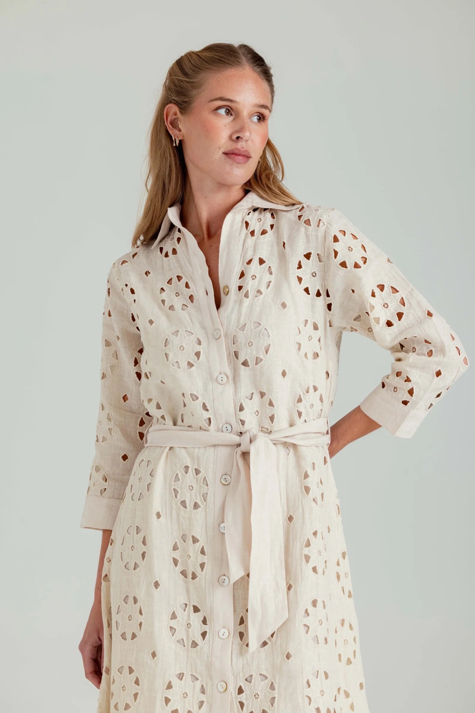 LAUREL LINEN DRESS - MOONBEAM