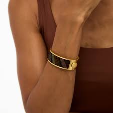 AMAYA FEATHER HINGE CUFF BRACELET