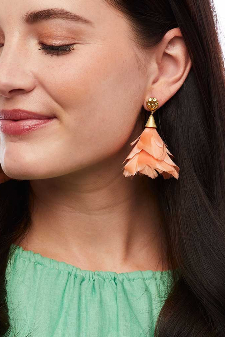 DEKA PETITE FEATHER EARRINGS