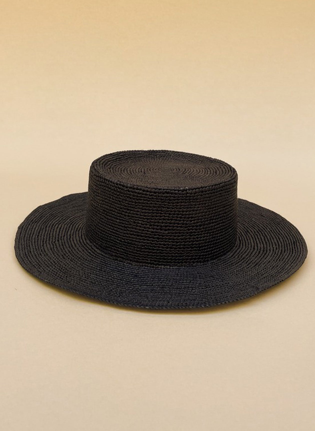 MELISSE BLACK STRAW HAT