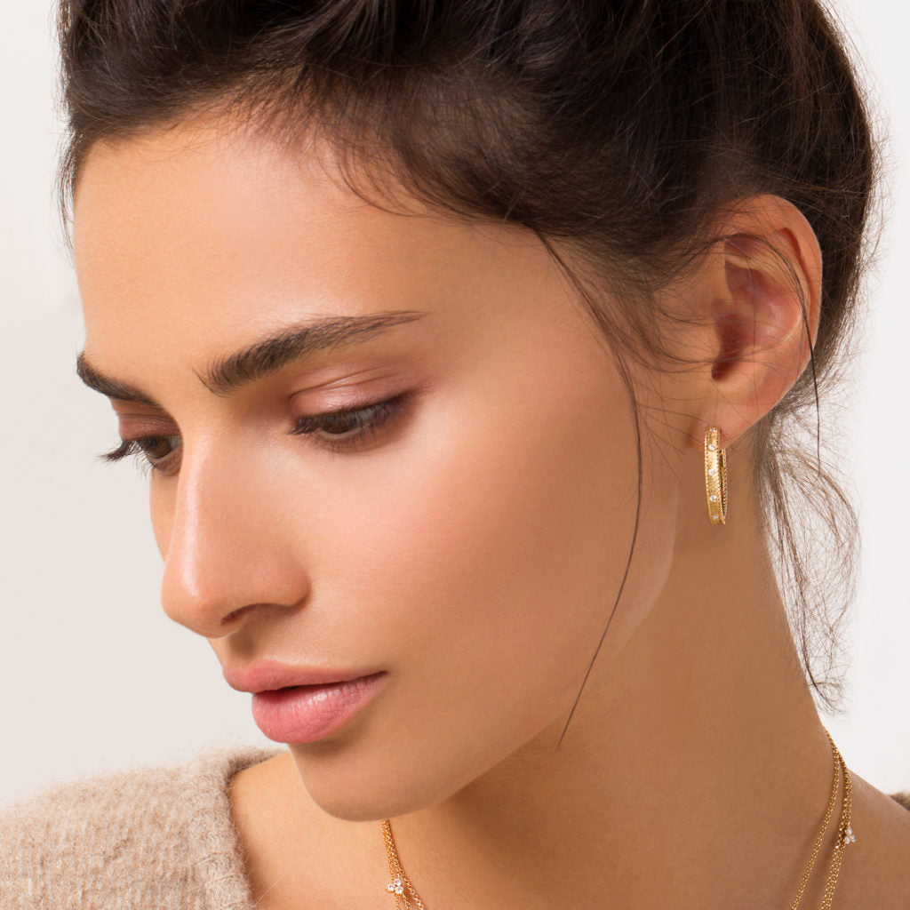 18K YG DIAMOND PRINCESS HOOPS