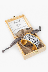 WESA WIDE CUFF FEATHER BRACELET